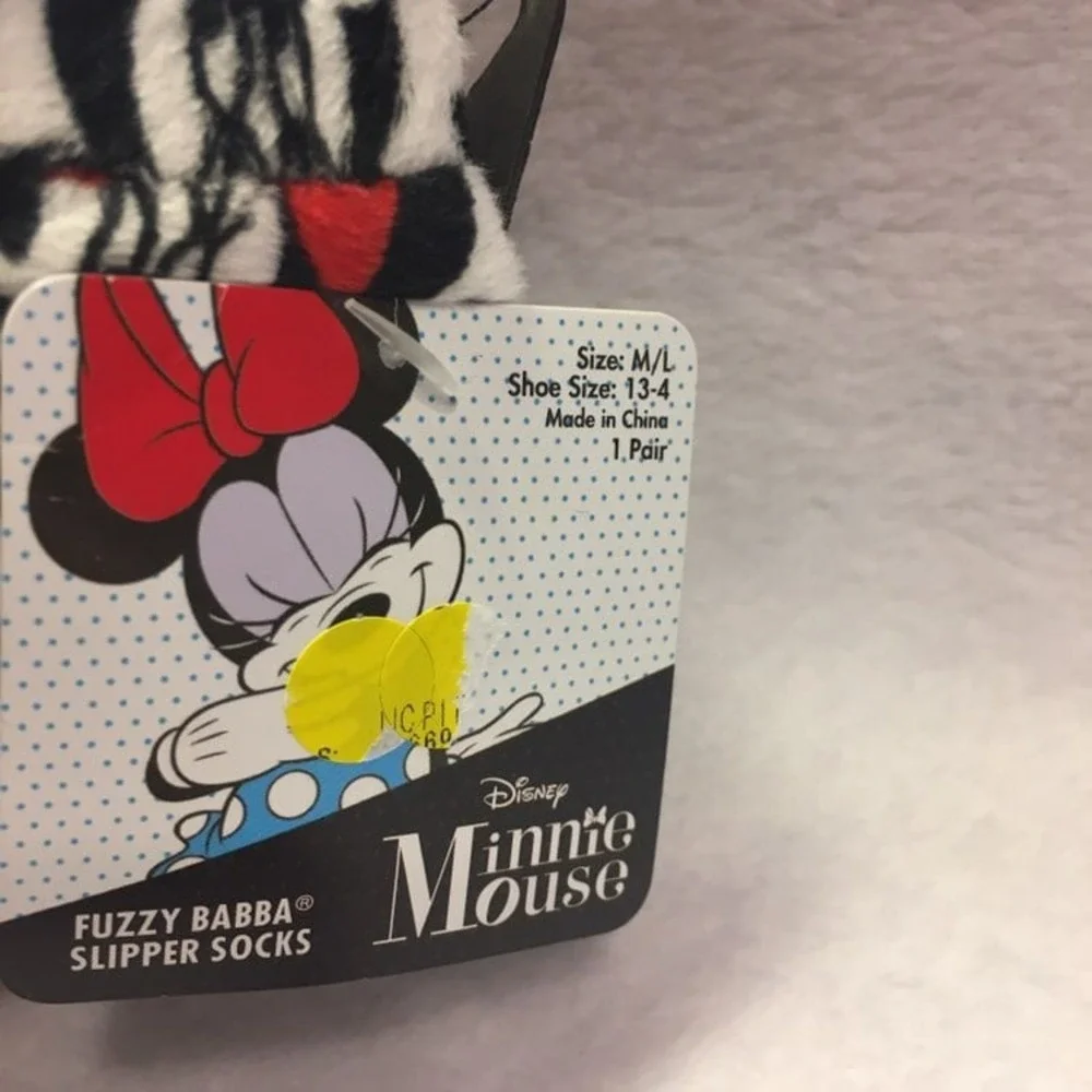 Disney Fuzzy Babba Slipper Socks Childrens M/L White Minnie Mouse NWT Polka Dot